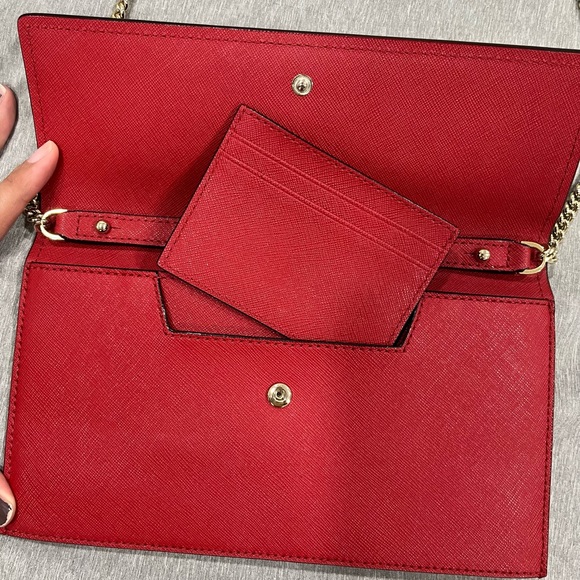 Kate Spade  Chain Wallet Crossbody in Red - Picture 3 of 8